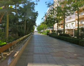 Oasis junto al mar